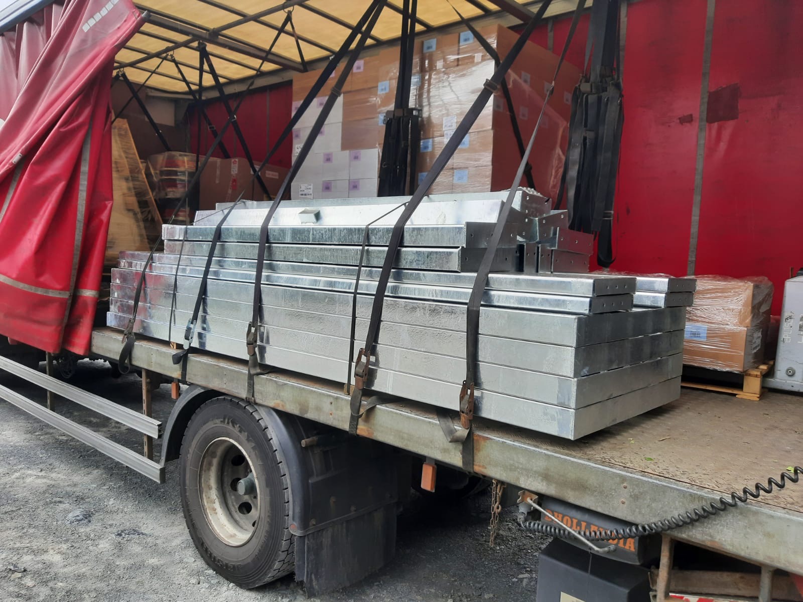 b5678332-98f9-4bb9-a6ff-0f068d60c5a8